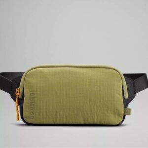 Lululemon athletica Green Mini Belt Bag 0.7L Unisex